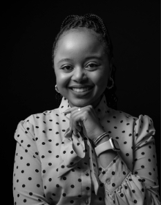 <small>B Bus Science in Acc. (magna cum laude), PGDipAcc</small> <p>Associate</p>