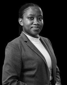 <small>Bcom (AccSci) Post Graduate Diploma in Accounting</small> <p>CA Trainee</p>